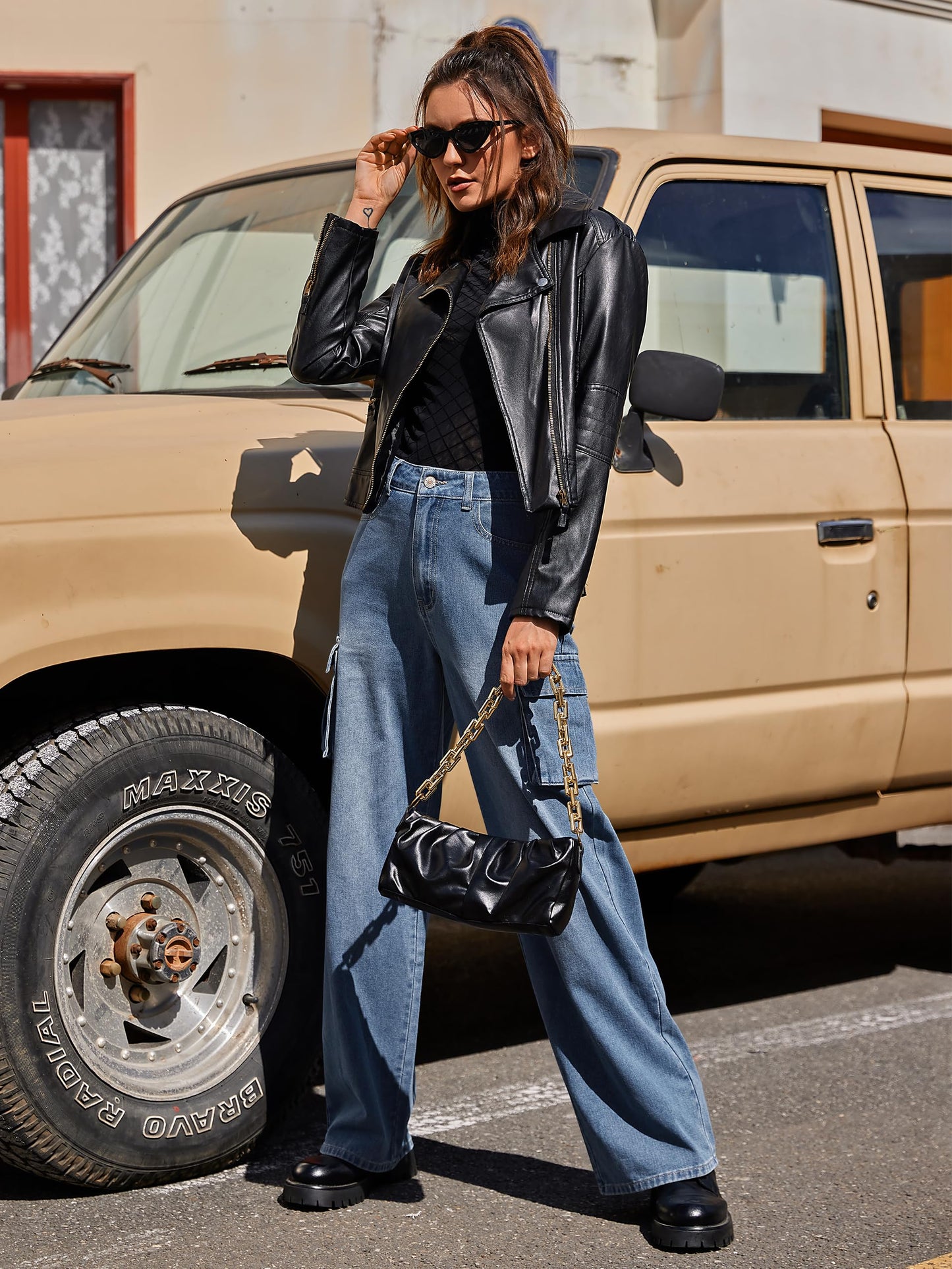 HOGHOW Womens Cargo Jeans High Waisted Wide Leg Baggy Denim Cargo Pants Flap Pocket Y2K Streetwear Casual Trousers
